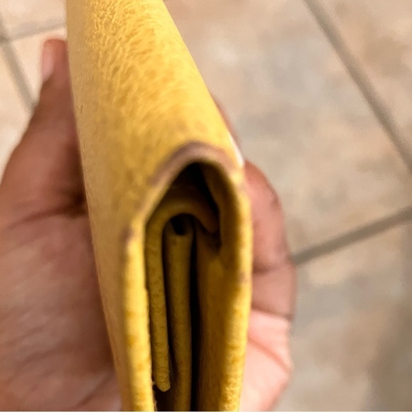 VINTAGE Gold Yellow Baronet Checkbook Wallet Cowhide Leather Snap Retro 80s - Picture 11 of 13